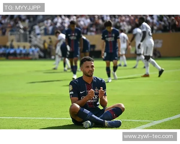 3月7日皇马与大巴黎激战回顾精彩比赛视频全记录 3月7日皇马与大巴黎激战回顾精彩比赛视频全记录