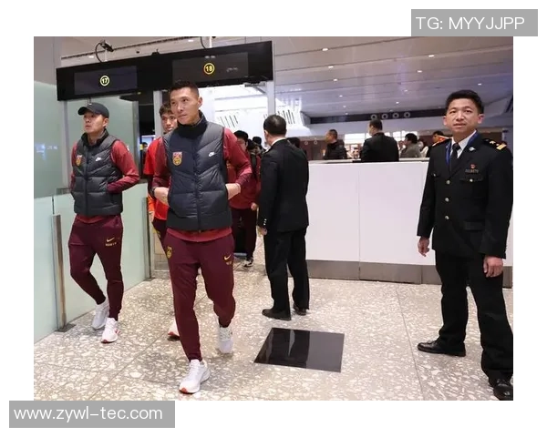 抵达北京，国足新帅就任？46岁名帅，屡次夺冠，年薪不超100万